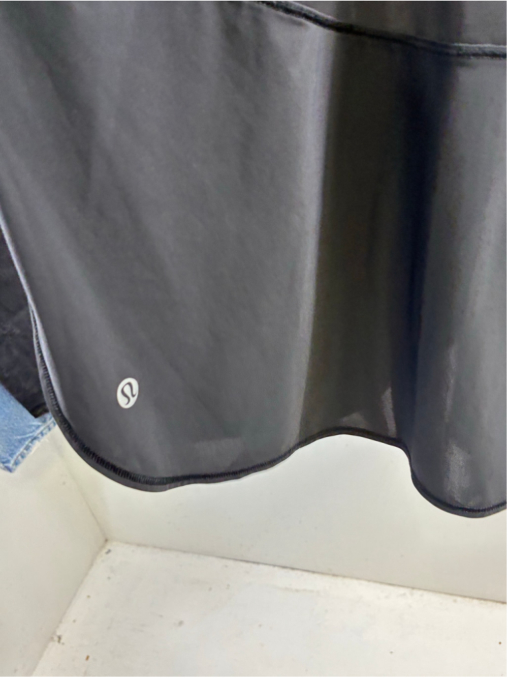 Lululemon Twist Around Tank Top in Black Size 10 - Picture 6 of 8